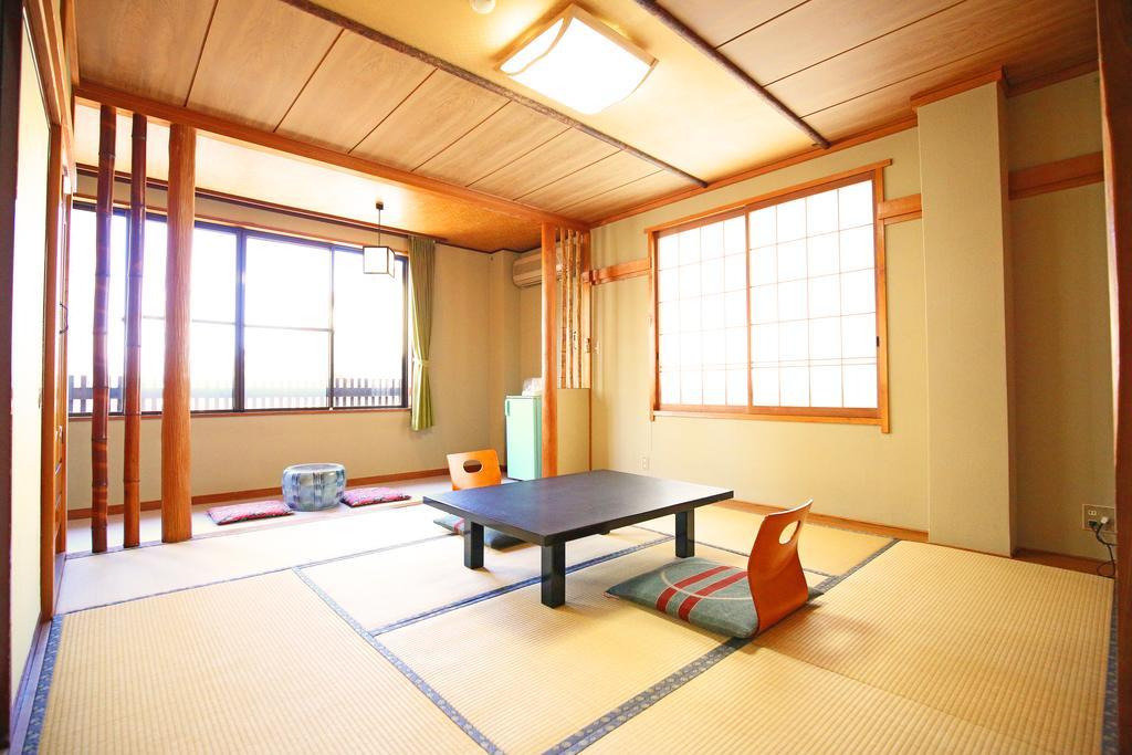 Nakajimaya Ryokan Nozawaonsen Buitenkant foto